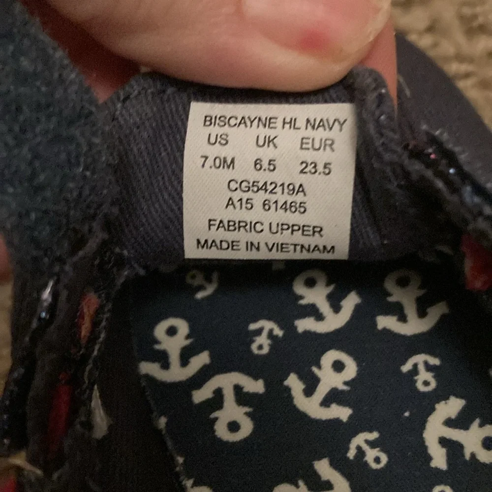 Toddler navy blue Sperry shoes, size 7